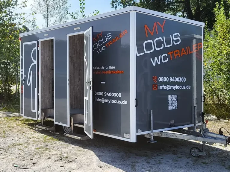 Festival Toilette: Welche Toilettenlösungen gibt es? toilettenwagen mylocus mann und frau getrennt anhaenger 768x575 1 Toilettenwagen mieten
